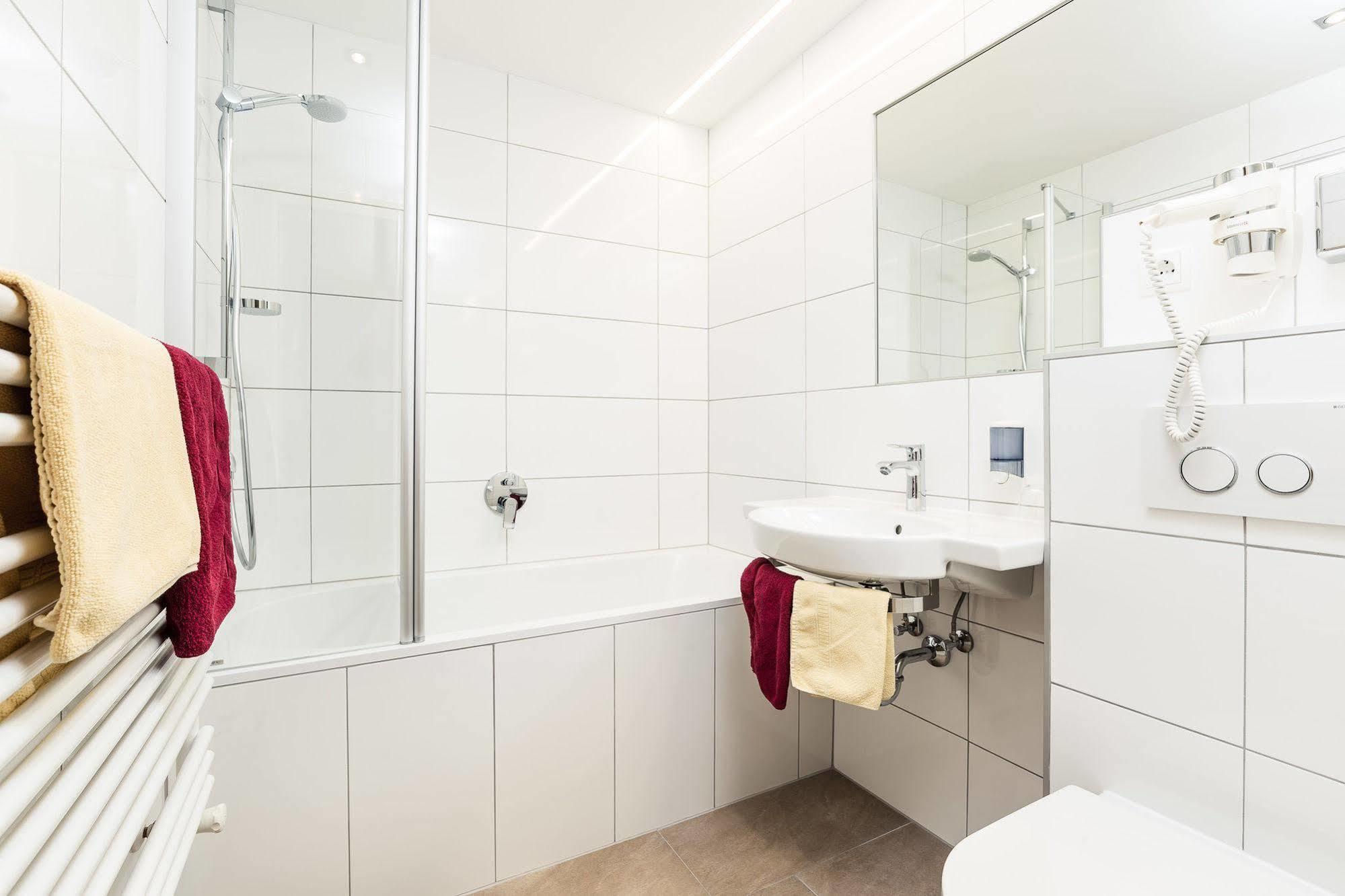 Madle - B&B Sölden Buitenkant foto